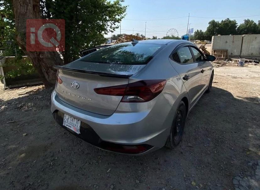 هيونداي النترا